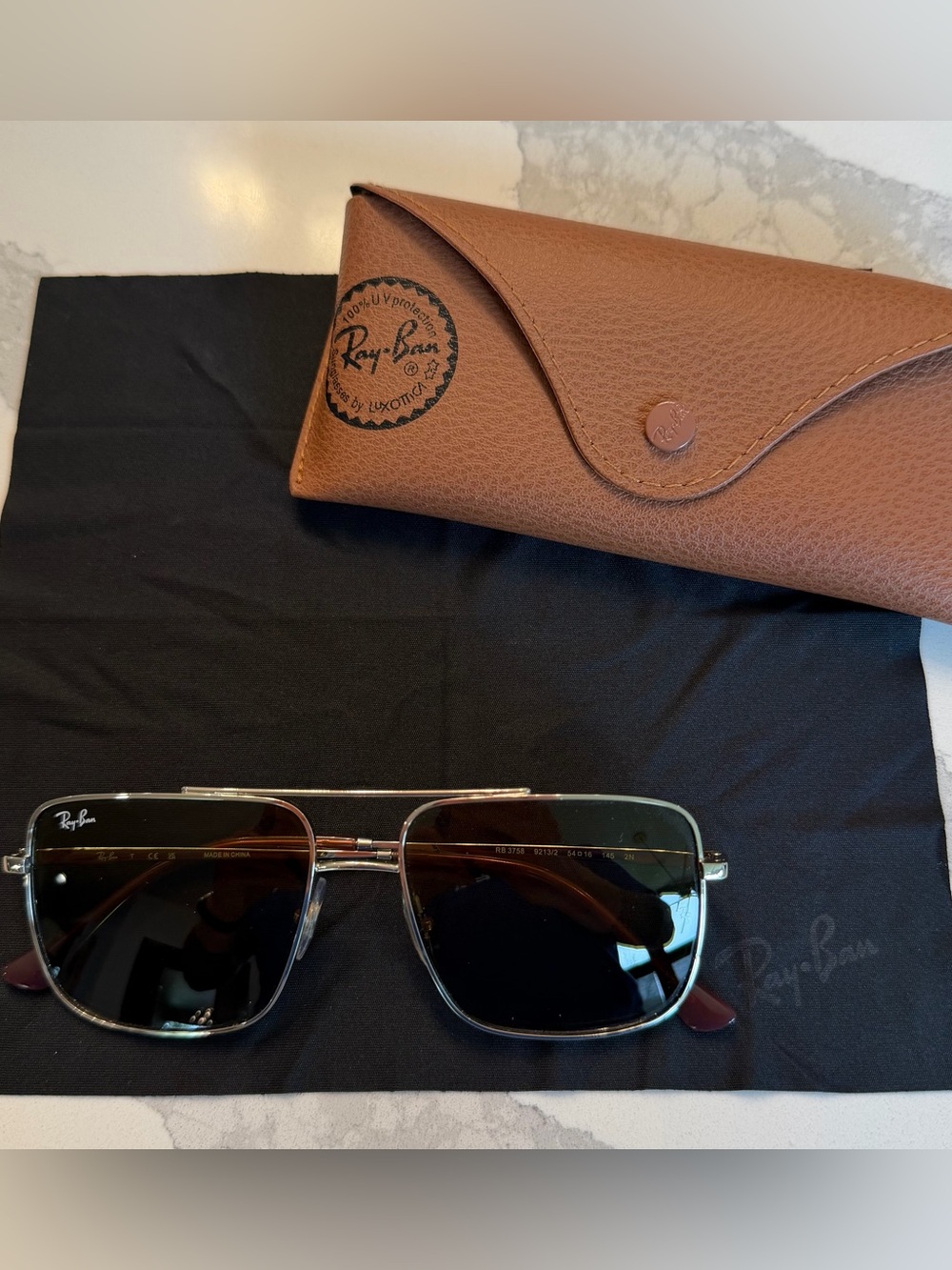 Ray-Ban Ari 3758 Sunglasses